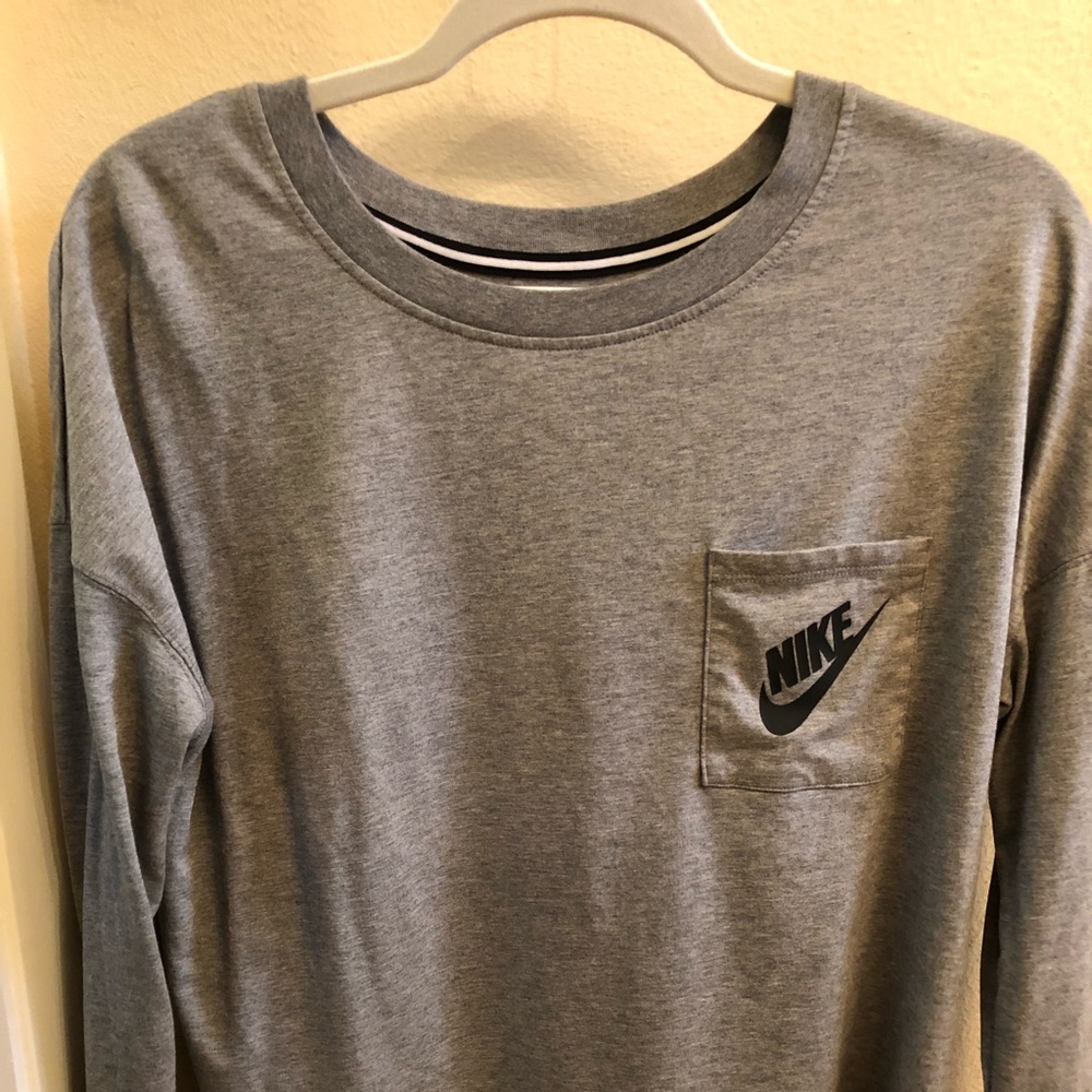 3/4 Sleeve Nike Shirt